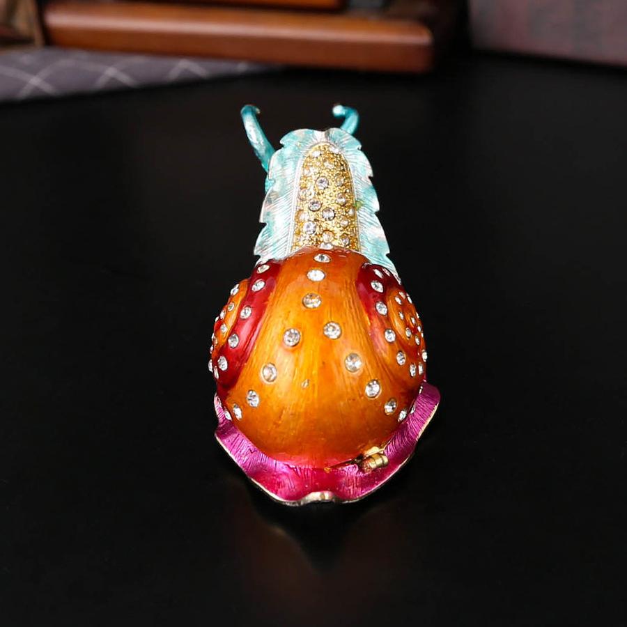 Snail jewelry box, diamond-encrusted jewelry storage, light luxury enamel craft box, clamshell gray ring, stud earring, jewelry box