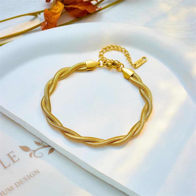 European and American Fashion Simple Neutral Woven Twist Gold-plated Stainless Steel Chain Jewelry Necklace Bracelet Set