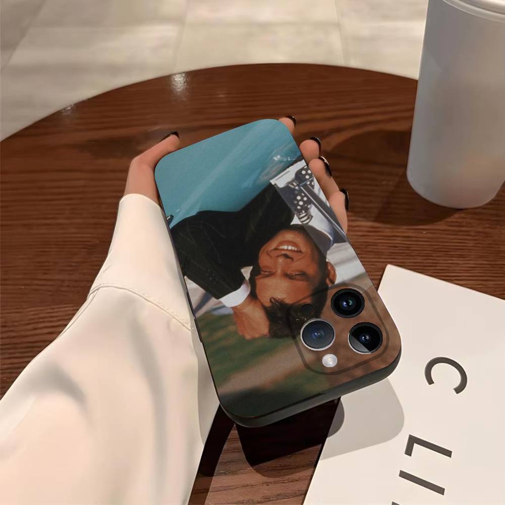 

L-Luis Miguel Singer Phone Case For iPhone 17,16,15,14,13,12,11,Pro,MAX,Plus TPU Soft To Skin-friendly Cover iPhone17promax