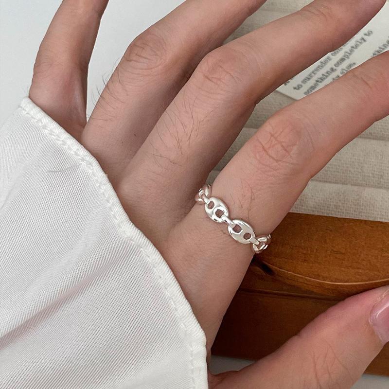 Copper Modern Adjustable Ring For Women Featuring Elegant Five Petal Floral Design Fashion Accessory