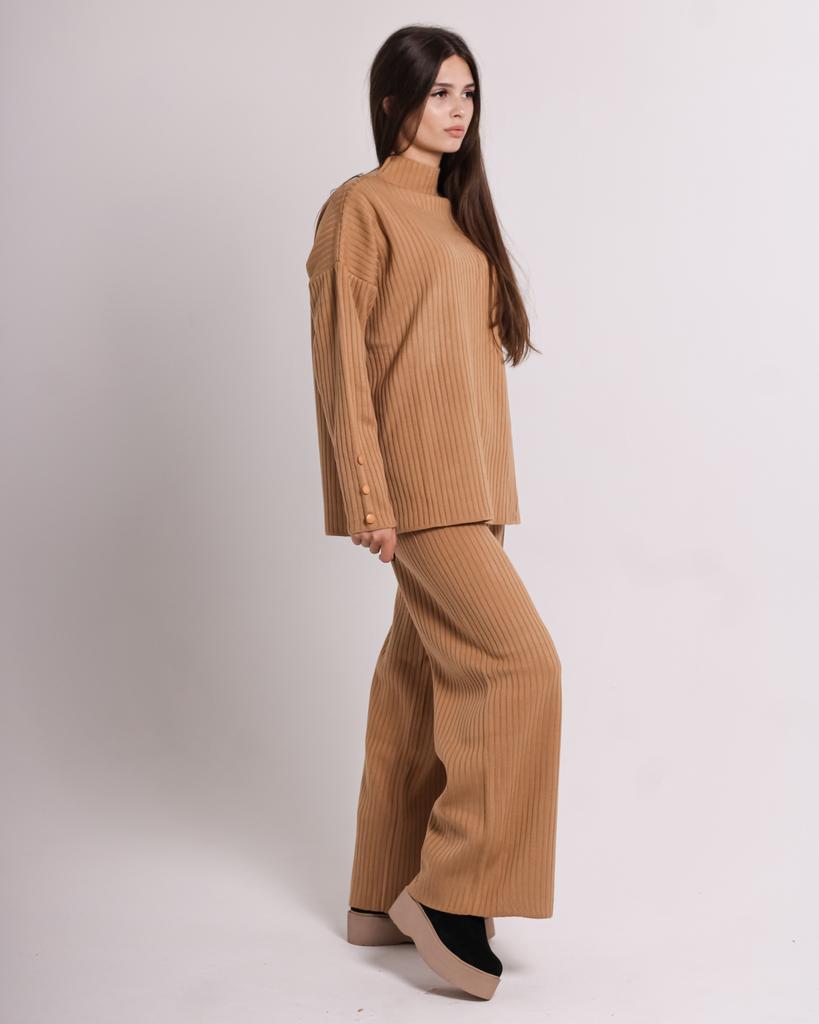 Suit with Buttons Avrile 91897 Beige