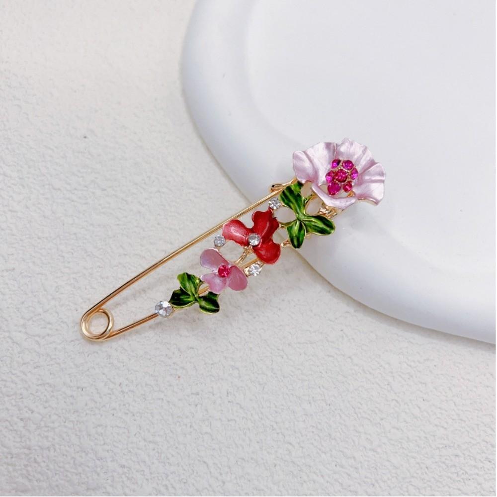 

All-match Sweet Flower Shape Lapel Pin Elegant Shiny Brooches Inlaid Rhinestones Brooch Wedding