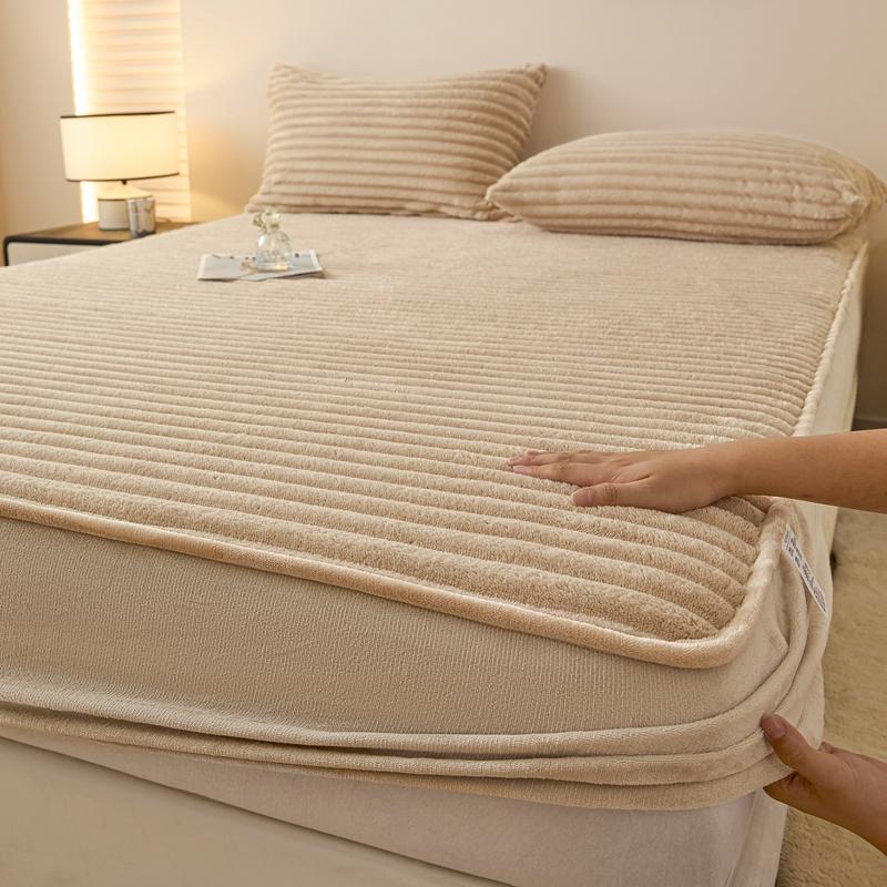 Fluffy Plush Fitted Bed Sheet with Elastic Band Solid Color Mattress Protective Cover Thick Bedspread for Single Double Bedsheet