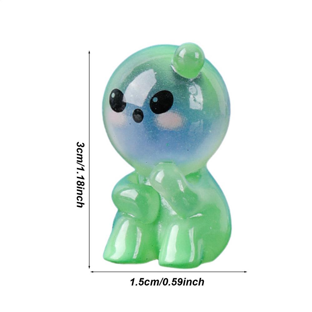 Resin Tiny Cartoon Figurine Noctilucous Glowing in the Dark Miniature Anime Figure Glowing Fairy Garden Statue for Moss
