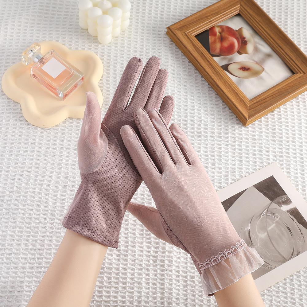 Sunscreen gloves New women's spring and summer driving riding lace thin UV protection touch screen ice silk gloves