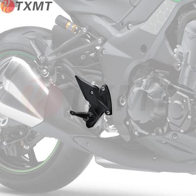 Kawasaki Z1000 ZR1000 Sestava držáku přední stupačky 2010-2021