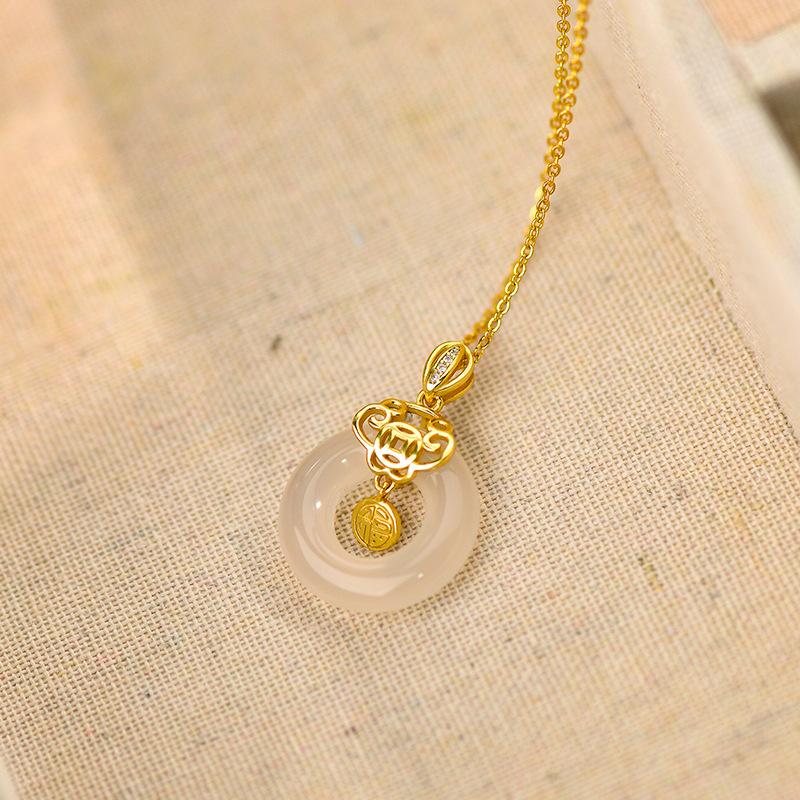 

Ожерелье с пряжкой Fu Zi Ping An для женщин, ожерелье с пряжкой в китайском стиле в стиле ретро, украшение с легкой роскошью, изысканностью и передовым чувством