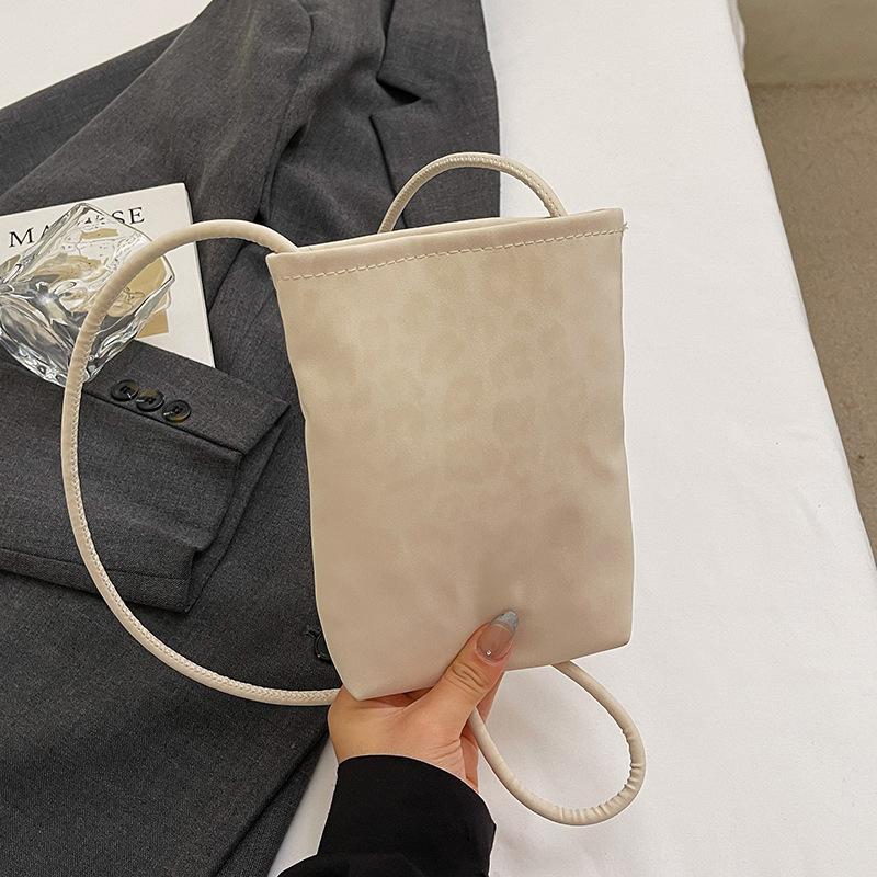 Mobile Phone Bag, Fashionable Crossbody Bag, Stylish and Versatile Single-shoulder Bag for Women