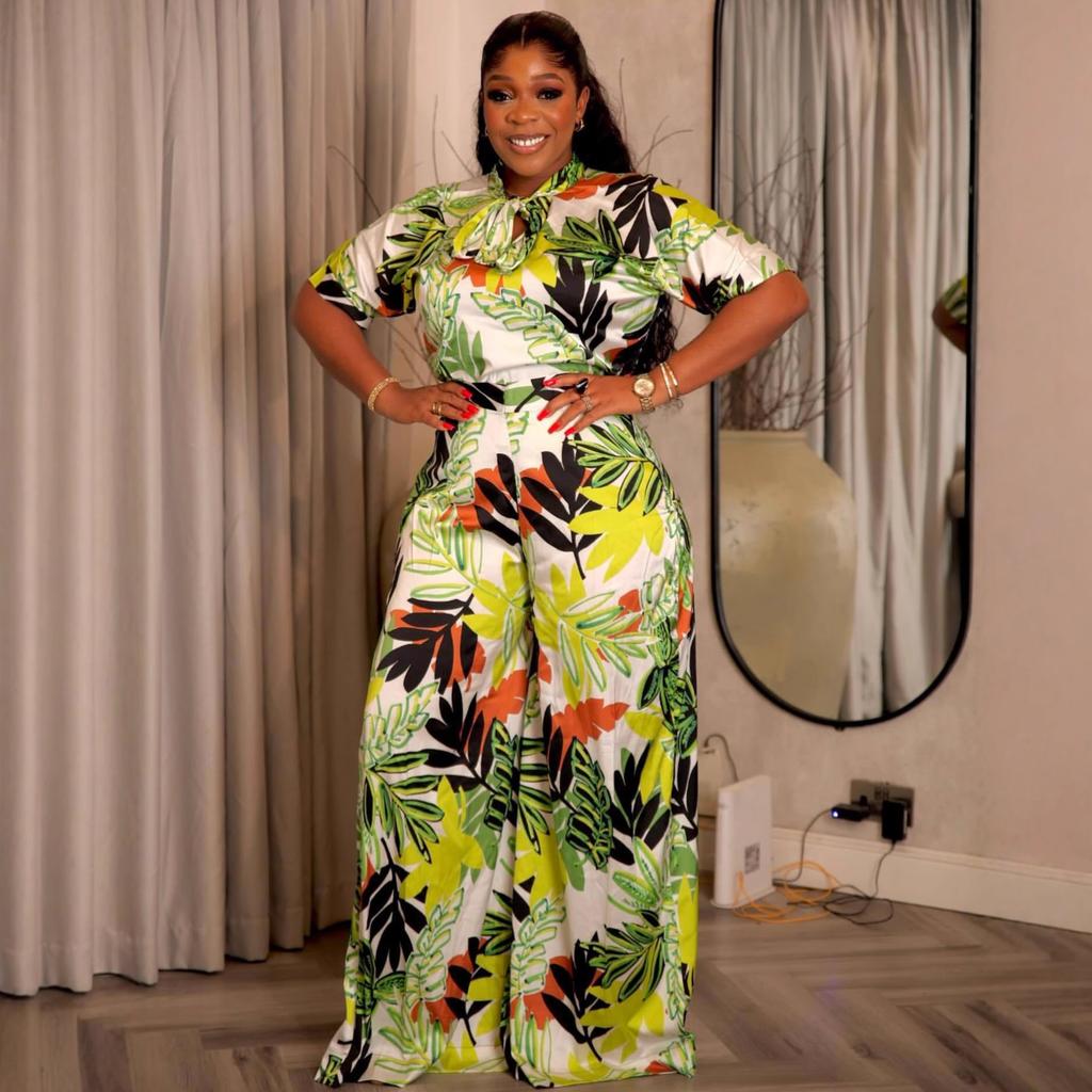 European and American Short-sleeve Printed Lace-up Slim Fit Top for Women, African New High-waisted Wide-leg Pants Set