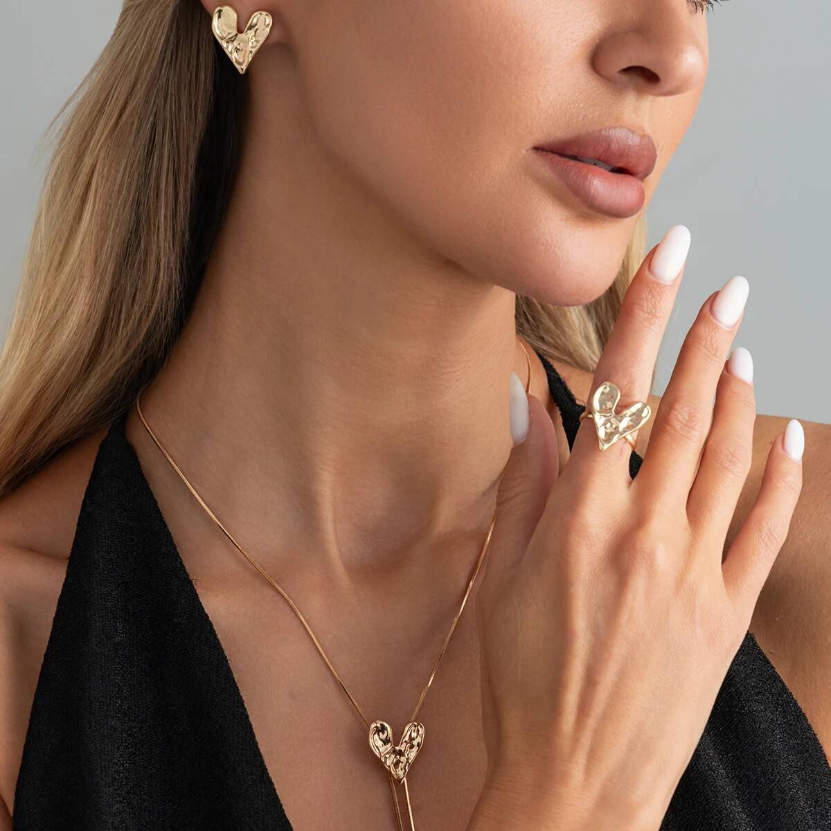 

SHIXIN Minimalist Gold Color Metal Pleated Heart Pendant Necklace Earrings Rings Set Women Fashion Banquet Jewelry Accessories