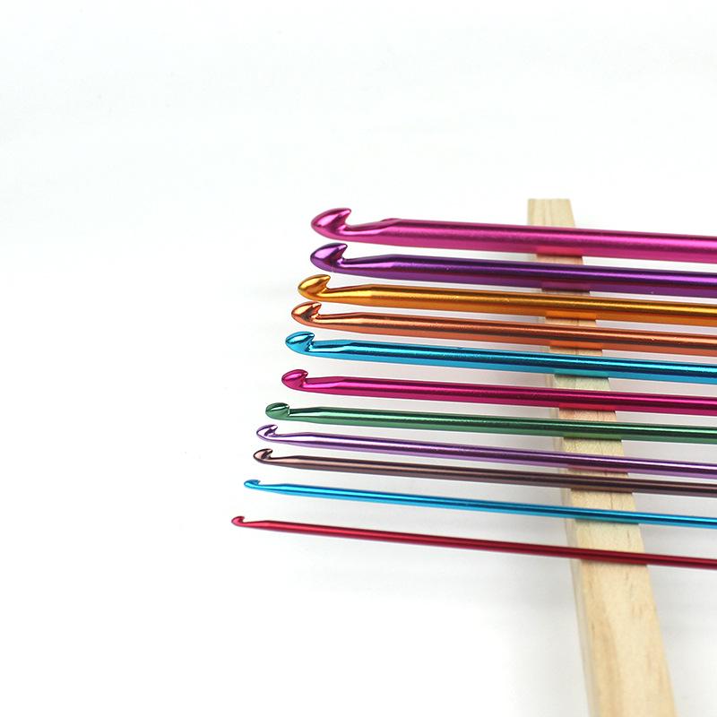 Alumina Afghan Crochet Hook Set with Caps - Colorful Crochet & Knitting Tools