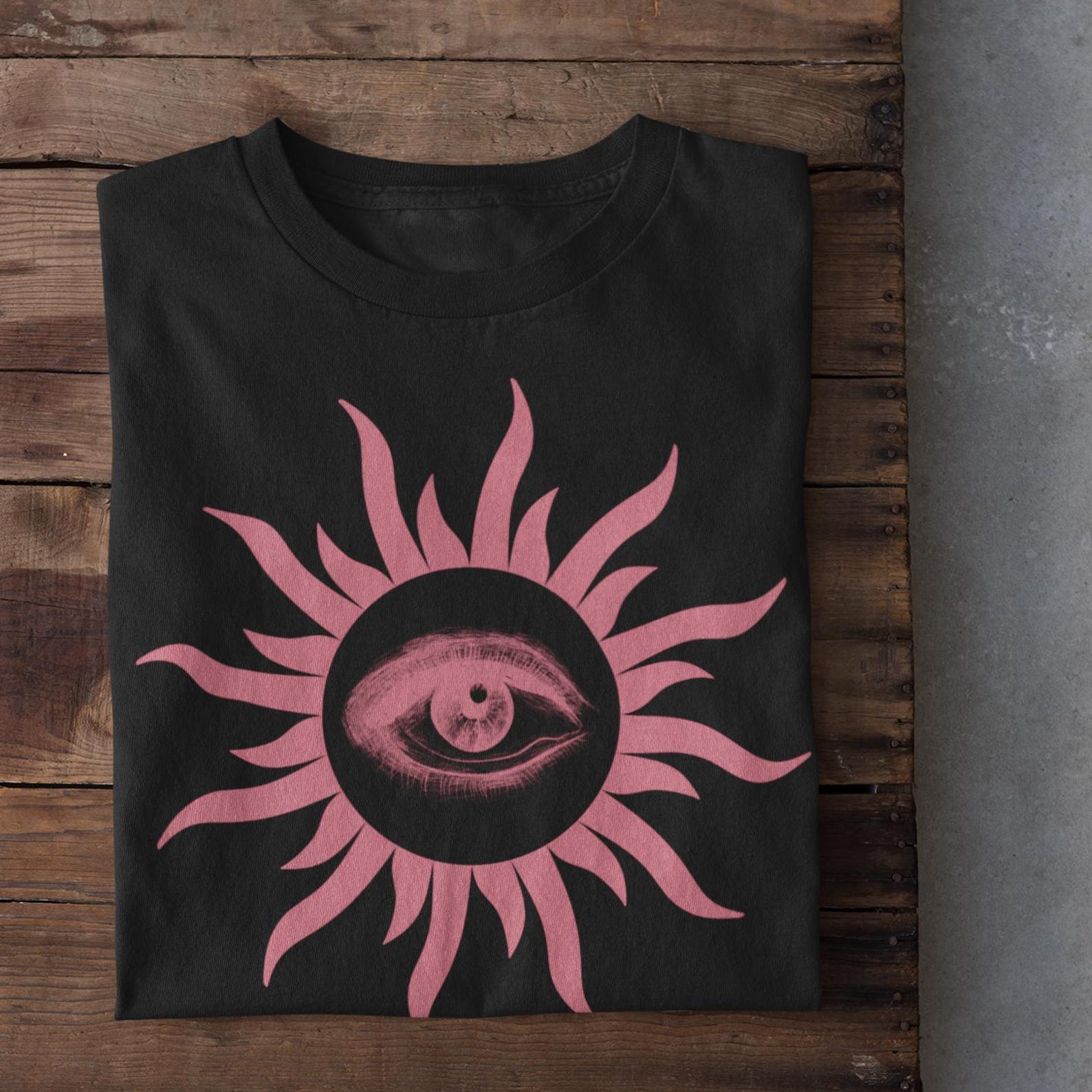 Grunge Clothing, Celestial Sun T shirt, Alt Clothing, Vintage Aesthetic T shirt, Astrology Shirt, 90s Shirt, Egirl Clothing, Grunge Shirt M