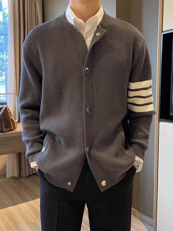 Herren Vielseitige Strickjacke mit Umlegekragen, Hochwertige Lässige Vier-Streifen Leichte Jacke für Frühling und Herbst