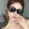 Square sunglasses new fashionable and versatile UV protection street photography sunglasses feel slimming sunglasses