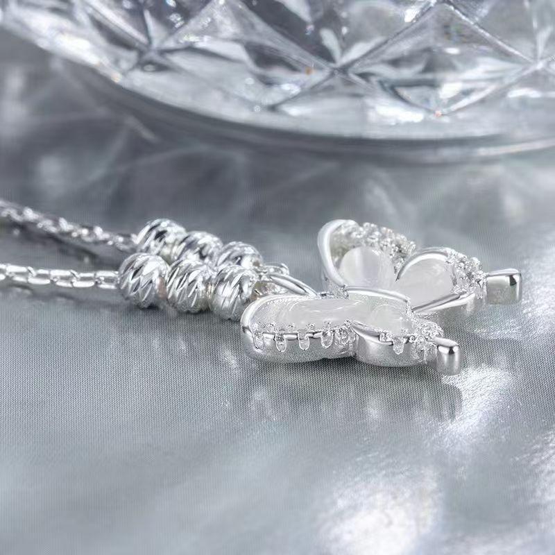 Crystal Butterfly Charms Woman Necklace Girls Alloy Rhinestone Chain Necklace Chokers Gifts For Friends