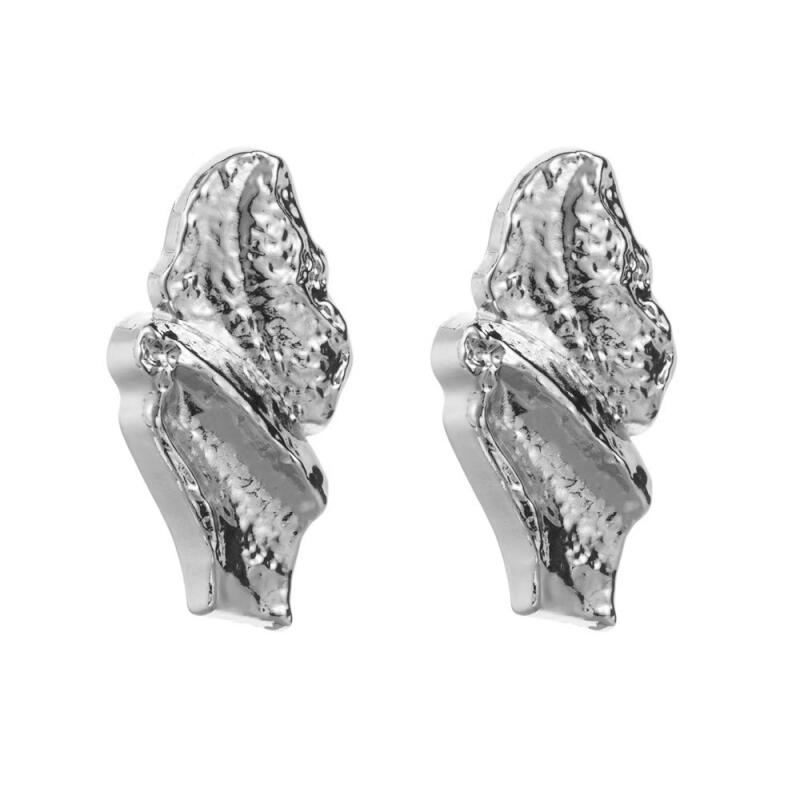 Bohemian Geometric Irregular Dangle Earrings for Women Ladies Metal Hammer Texture Drop Earrings Vacation Jewelry Accessories