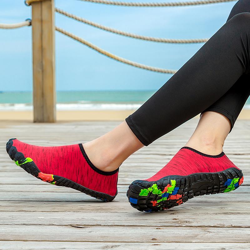 Quick Dry Slip-on Mens Aqua Shoes Women Light Elastic Water Sports Shoes Couples Non Slip Hiking Wading Sneakers