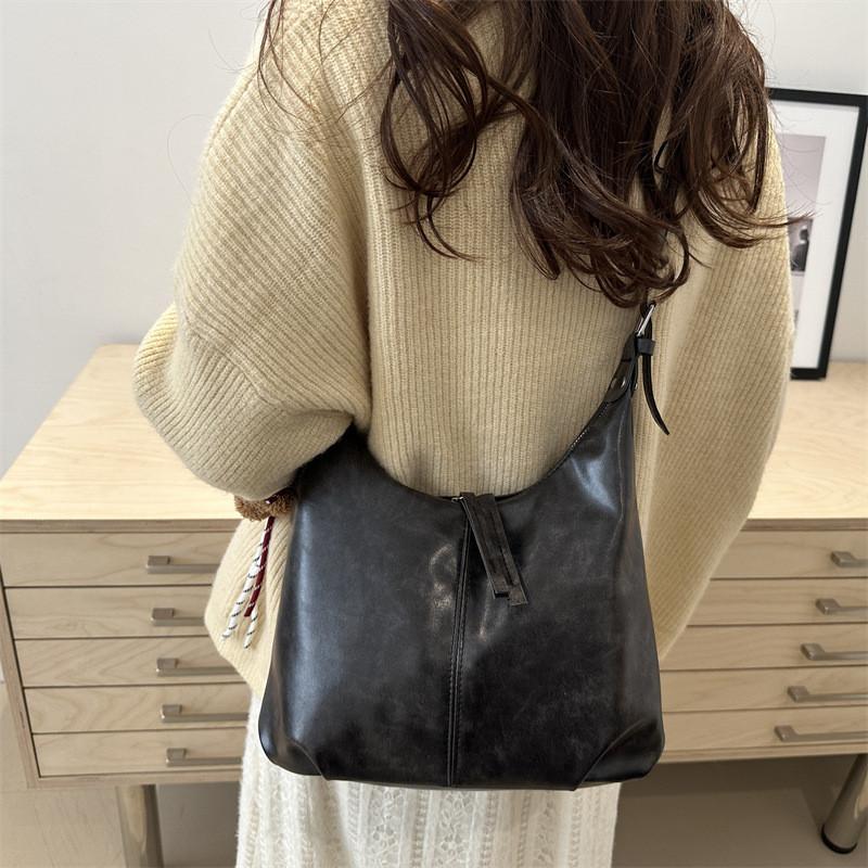 Stylish Melard Medium Size Tote Bag For Women Ideal For Commuting Everyday