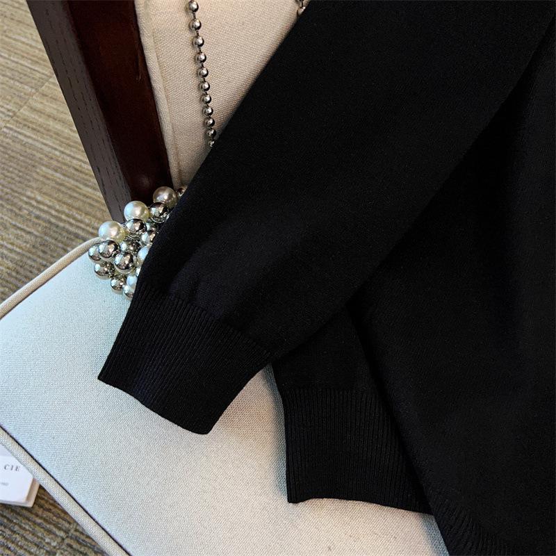 Plus Size Women's Winter Lapel Top - Slimming Long Sleeve Sweater Knitwear for Curvy Girls 200/300 Jin 8026