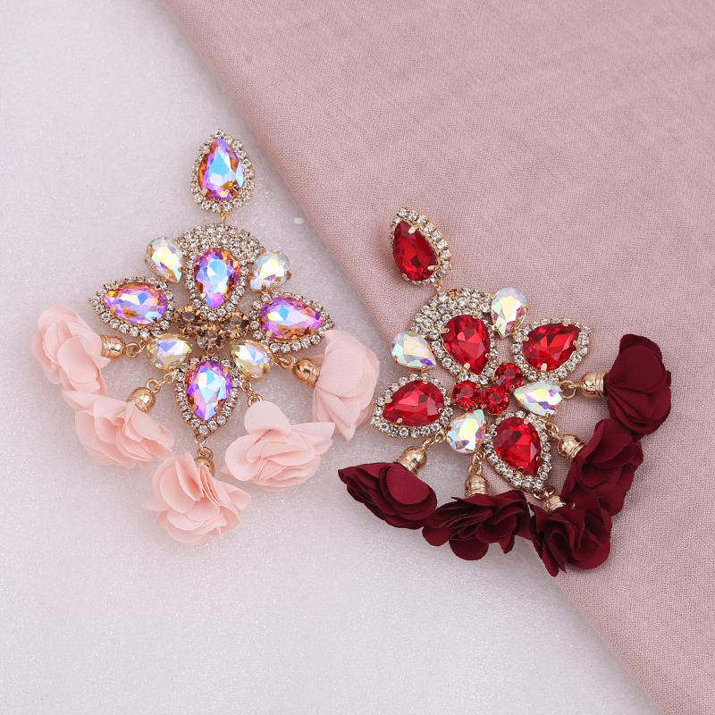 Aretes De Mujer Modernos Módní náušnice kapkové náušnice pro ženy Květinový střapec Náušnice Svatební Brincos šperky Dívka Dárky