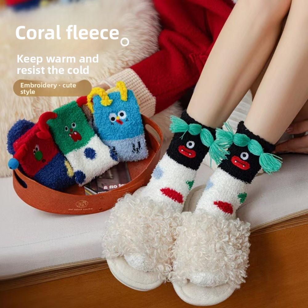 1 Paar 3D Cartoon Warme Schlaf-Socken Lustige Flauschige Freizeit-Socken Mode Korallenfleece-Socken Winter
