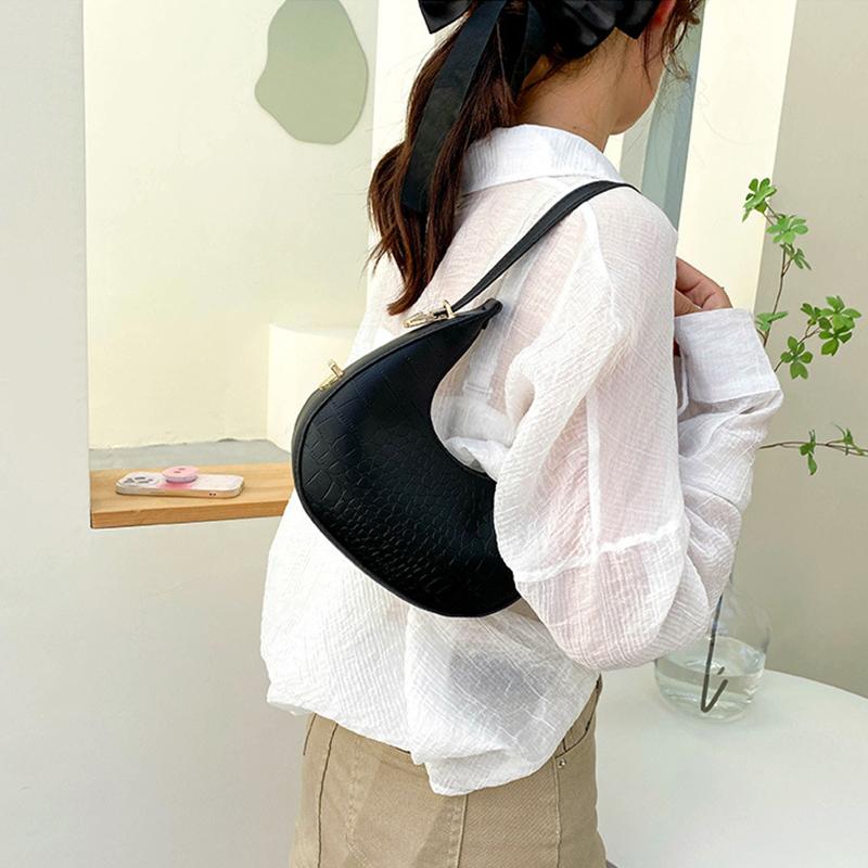 Сумка через плечо в форме полумесяца для женщин — фото 3