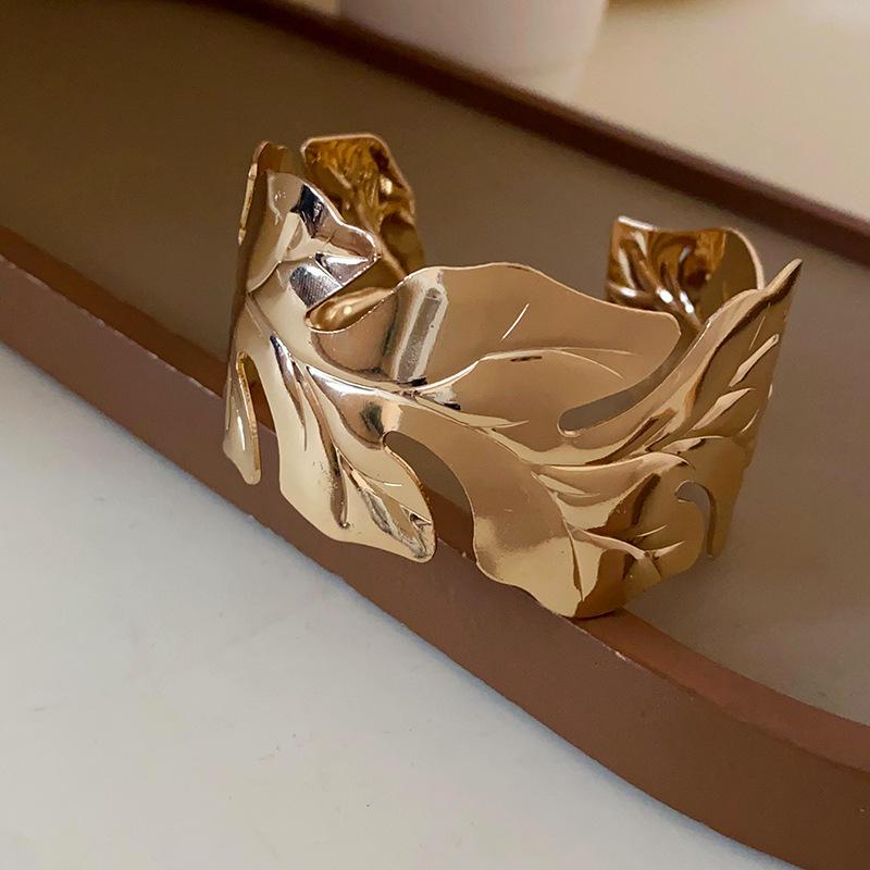 Minimalist Double-Layer Hollow Armlet: European & American Style, Exaggerated & Fashionable High-End Bracelet