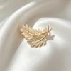 Leaf Wheat Ear Brooch for Women, Brooch Pin Accessory, Elegant High-end Jacket Suit Anti-Slip Fixed Buckle Versatile