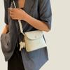 Casual Retro Small Bucket Bag, New Women's Bag, Popular Versatile Messenger Bag, Fashionable Commuter Small Square Bag