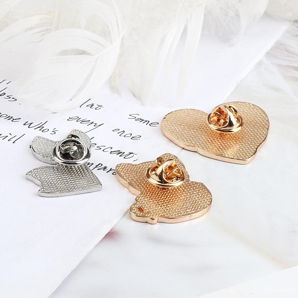 Animal Cats Fox Brooch Cartoon Teacup Kitten Enamel Pins Funny Personality Custom Badge Bag Cloth Lapel Pin Fashion Jewelry Gift