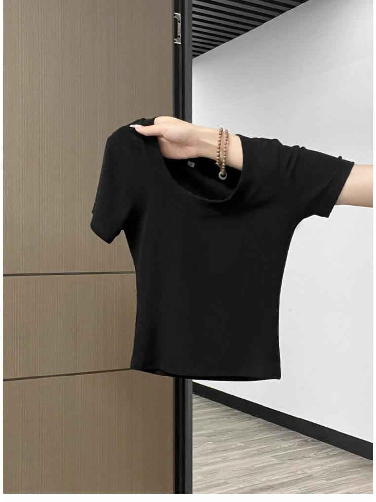 Тщательно подобранный желтый кроп-топ с короткими рукавами для женщин - Летний облегающий