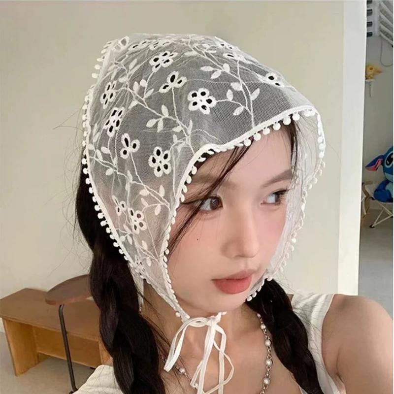 Fashion Lace Hair Scarf Wraps Women Retro White Lace Floral Triangle Headscarf Hat Travel Photo Headband Hair Accessories