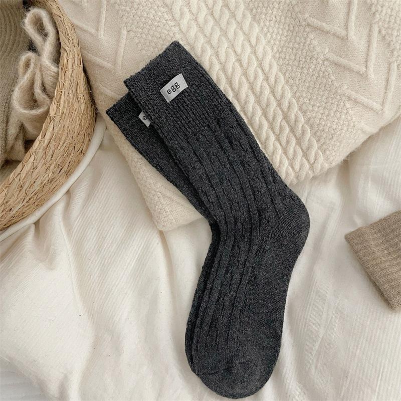 

Женские осенне-зимние утолщенные теплые винтажные шерстяные носки средней длины с махровой подкладкой 1 pair темно-серого