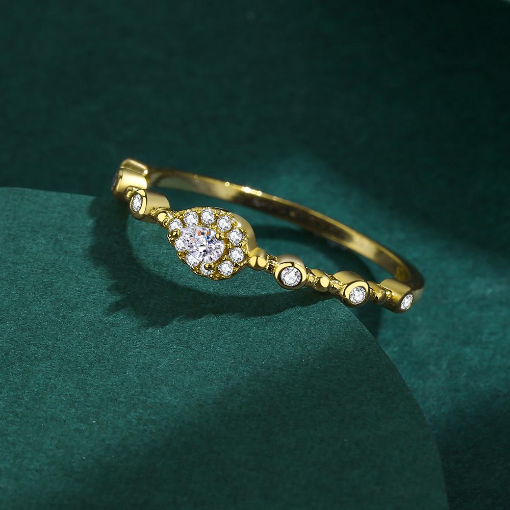 2022 NOVÝ módní kulatý prsten pro ženy Skutečný minimalistický S25 Sterling Silver Oslnivý diamantový křišťálový prstýnek na svatbu