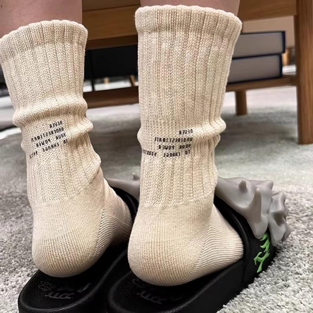 

Потовщені середні шкарпетки. Однотонні зимові шкарпетки. Повсякденні бавовняні шкарпетки. Спортивні