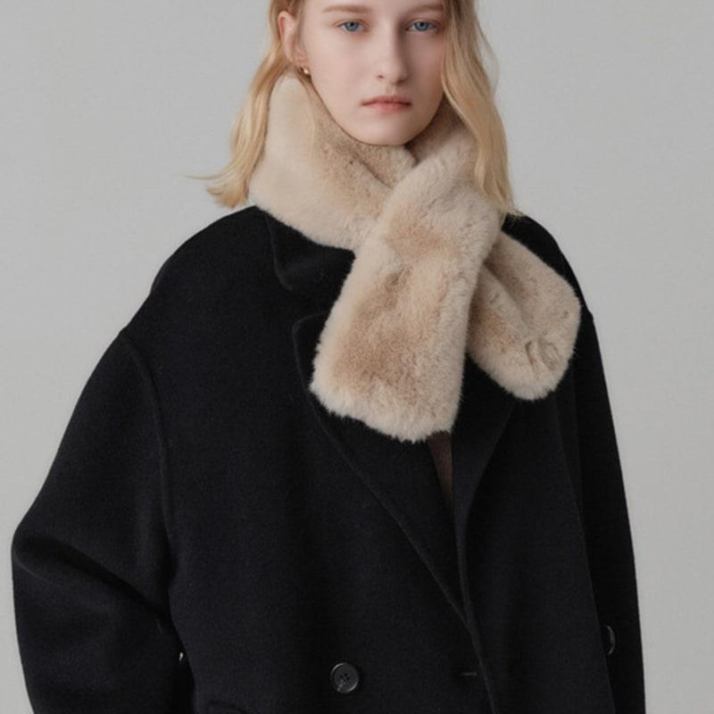 LOOKAST Coy Fur Muffler / COY FUR MUFFLER_2colors