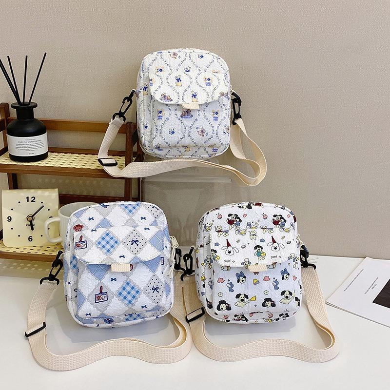 Fashion Small Bag New Trendy Small Fresh Student Messenger Bag Cute Girl Small Canvas Bag