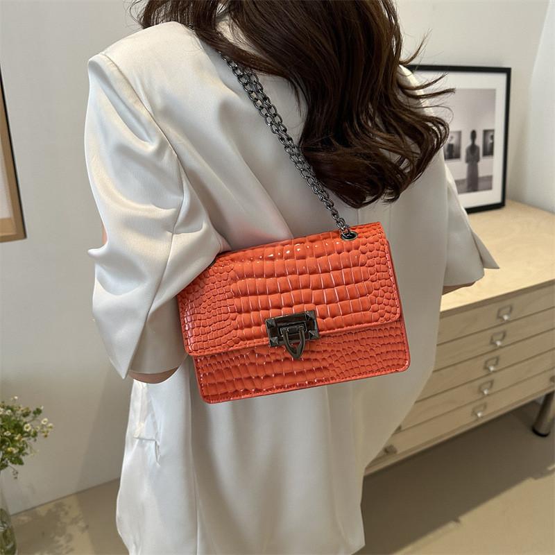 Chic Street Style Chain Bag For Women Perfect For Daily Outfits Medium Soft Pu Leather Small Square Purse