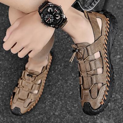 Moda de verão Novas sandálias respiráveis de couro de vaca artesanais Marca Outdoor Confortável Lazer Esportes Antiderrapante Sapatos de couro de malha