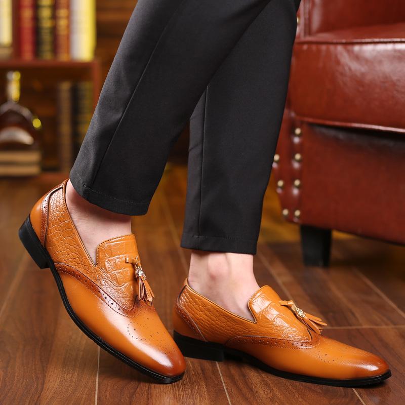 Men's Shoes Vintage Pointed Toe Men's Dress Shoes Design Leather Oxfords Fashion Style Man Footwear 2024 New Arrival Big Size