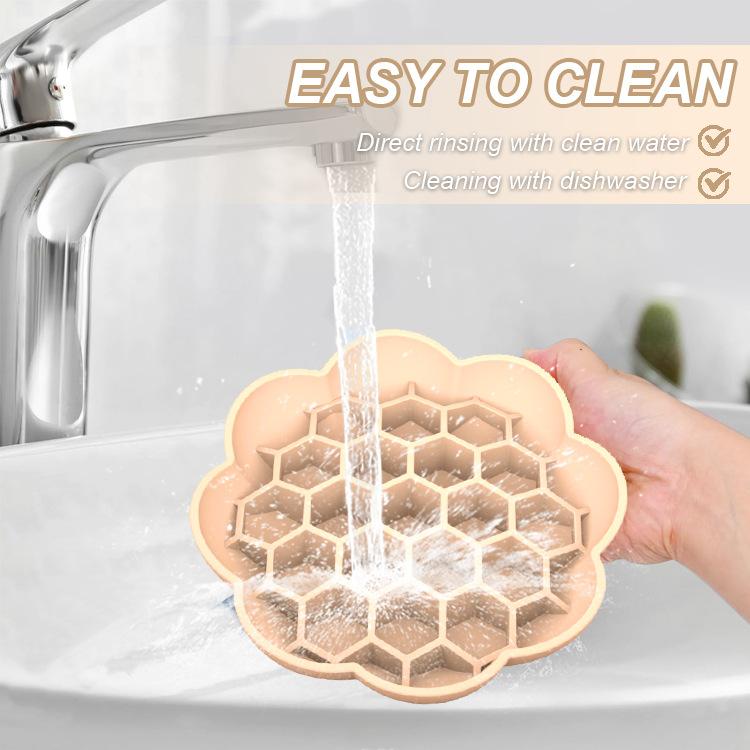 Jinshwaypets Customized Eco-Friendly Silicone Pet Dish Honeycomb Slow Feeder Bowl Anti-Slip Design Puzzle Dog Food Enrichment