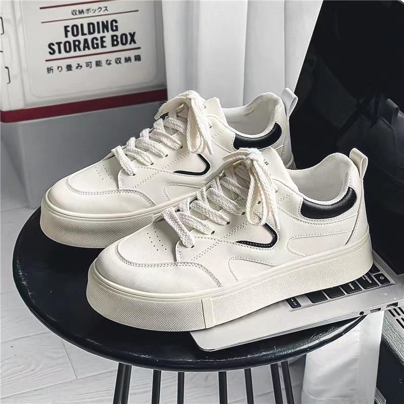 Korean Casual Canvas Shoes Men Thick Bottom Lace Up Sneakers Suede Leather Skateboard Shoes Trend Retro Designer Sneakers Male