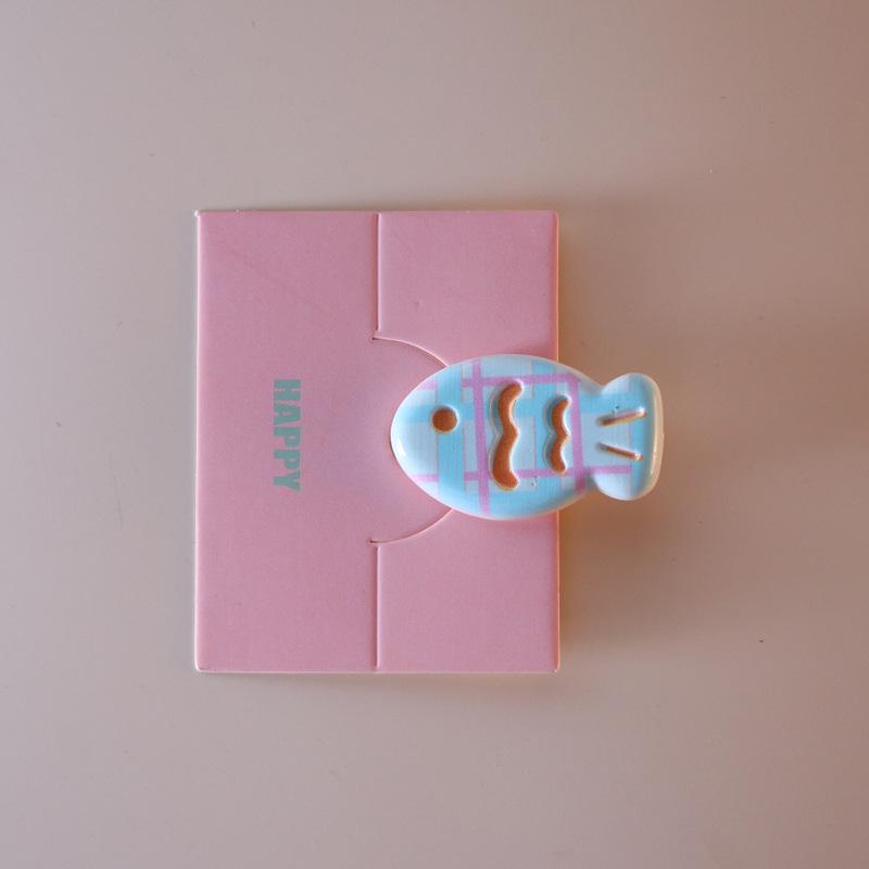 Kremowy kreskówkowy klips do włosów w kształcie ryby - Uroczy i bezpieczny dla kobiet i akcesoriów do włosów dziecka