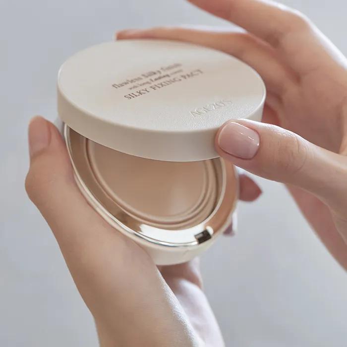 Silky Fixing Pact (Main Product + Refill)