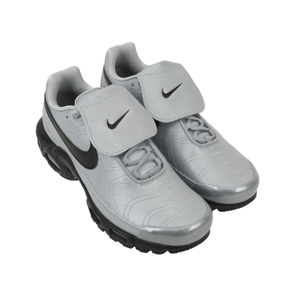 Nike Air Max Plus Tiempo Wolf Grey Herren Sneaker Schwarz Metallic-Silber HM6850-001