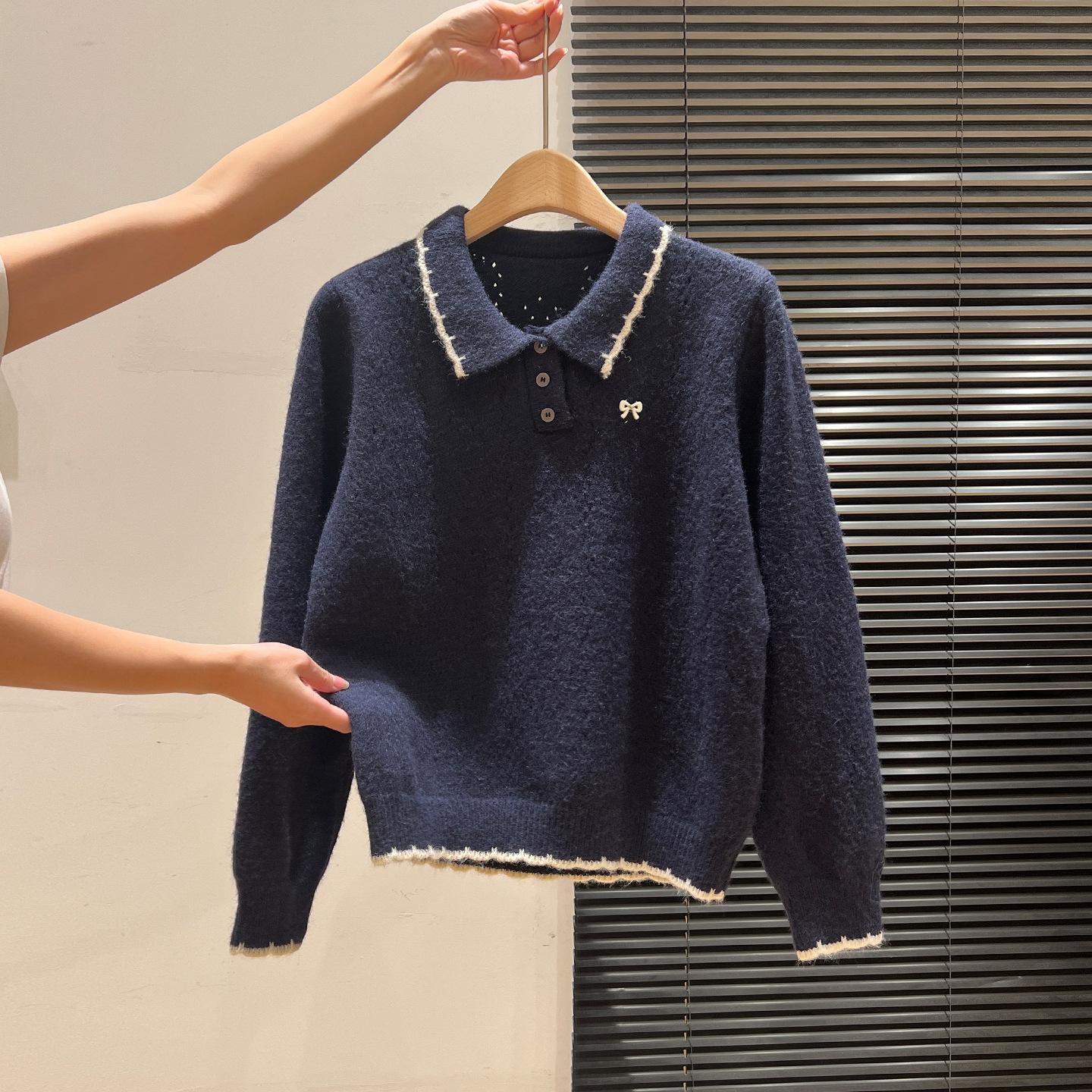 

{Sheep Fleece} Bow Embroidery Polo Neck Navy Blue Sweater Autumn and Winter New Loose Leaking Warm Knitted Sweater A Темно-синій