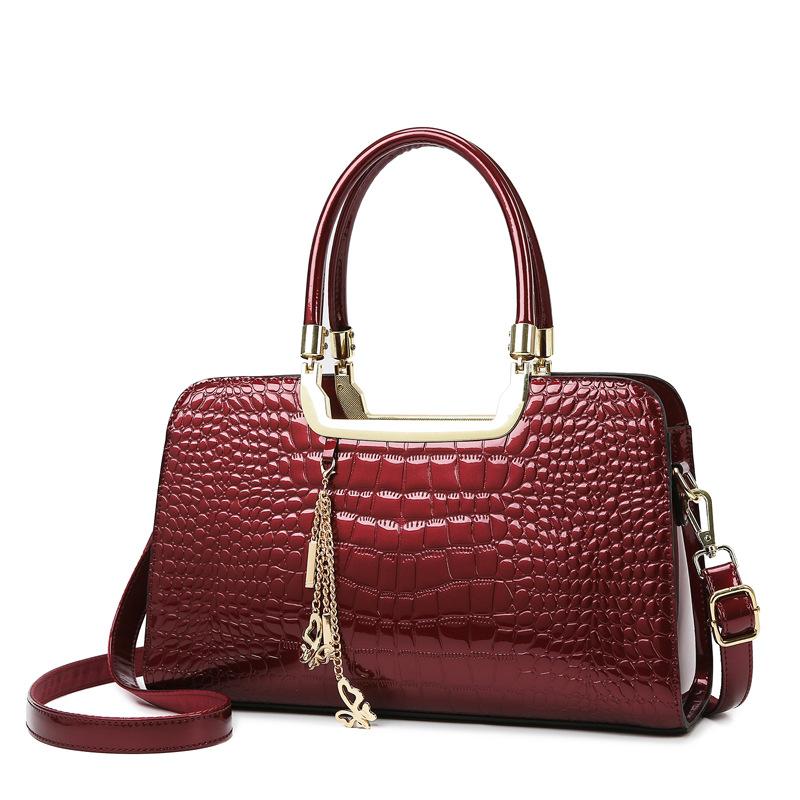 

Модная женская сумка через плечо с крокодиловым узором, новая универсальная сумка-мессенджер для поездок на работу большой вместимости, оптом
