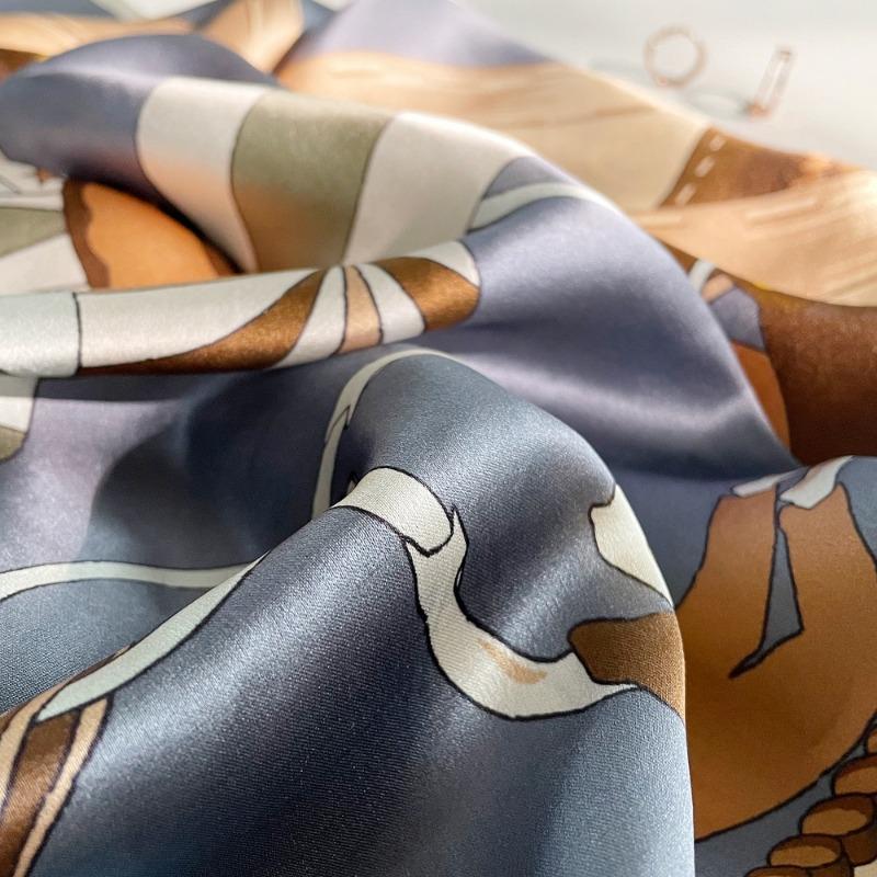 Spring new 90 plain crepe satin mulberry silk silk scarf women's light luxury silk printing shawl versatile silk gift