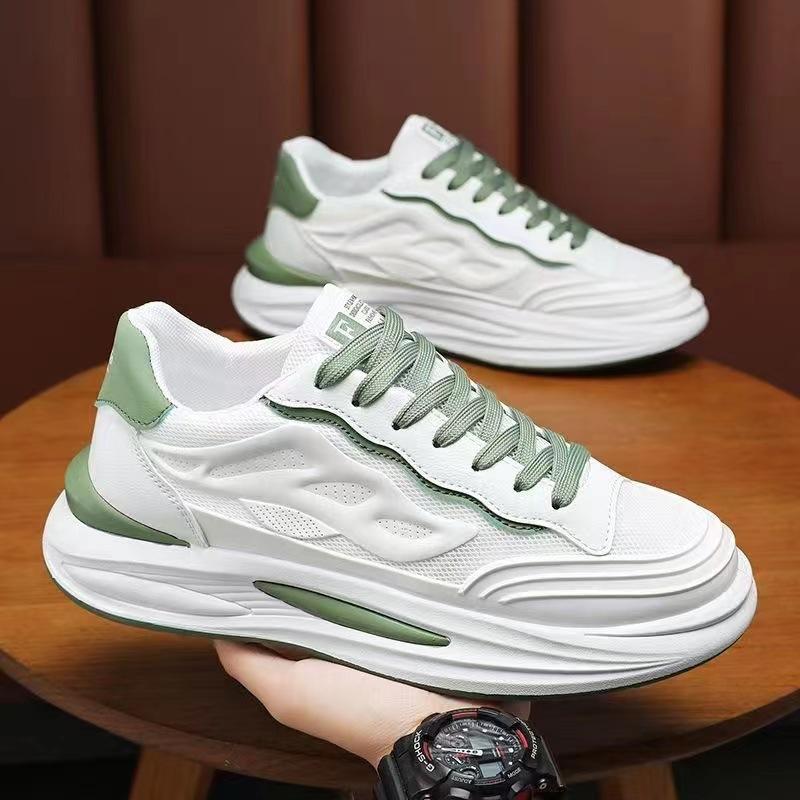 

Модная мужская обувь, летняя дышащая обувь 2024 года, новая студенческая спортивная обувь для бега, повседневная обувь для увеличения роста, маленькая белая сетчатая обувь для папы 44