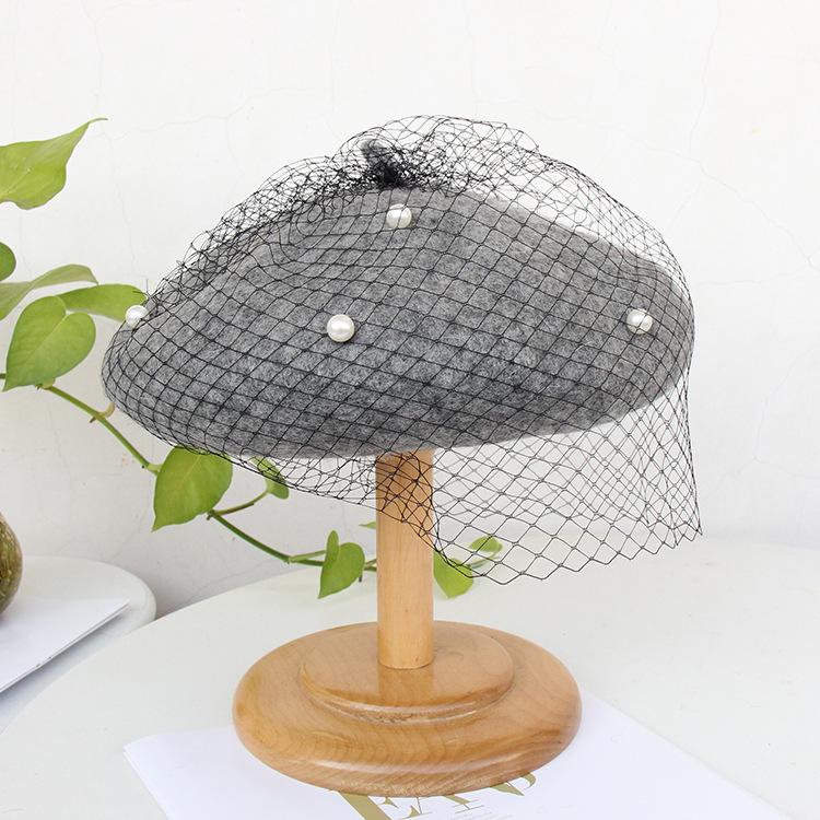 Autumn and winter solid color wool beret women's pearl mesh bud hat small fragrance British retro painter hat tide